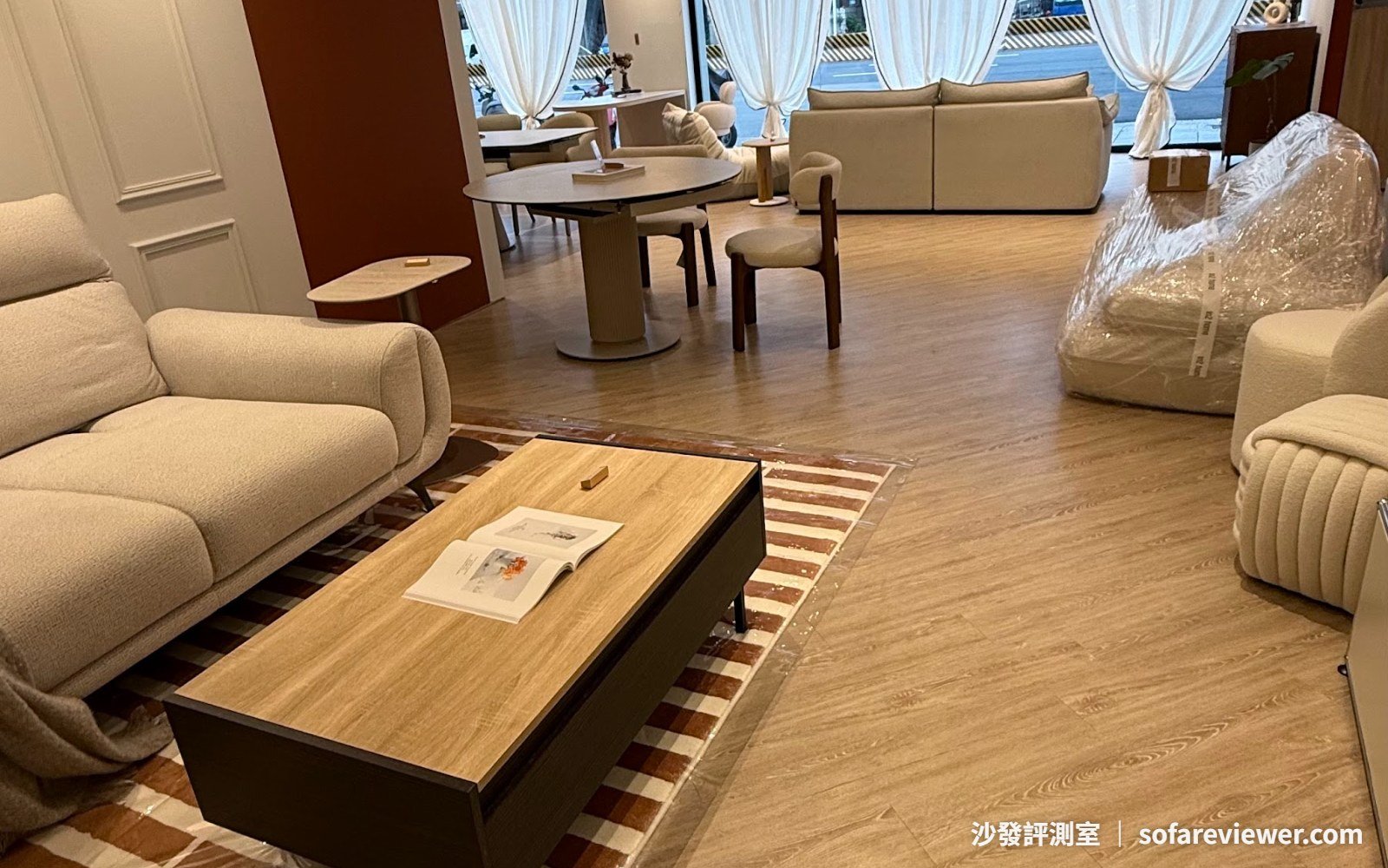 in2 home 北歐美學土城台北館展場
