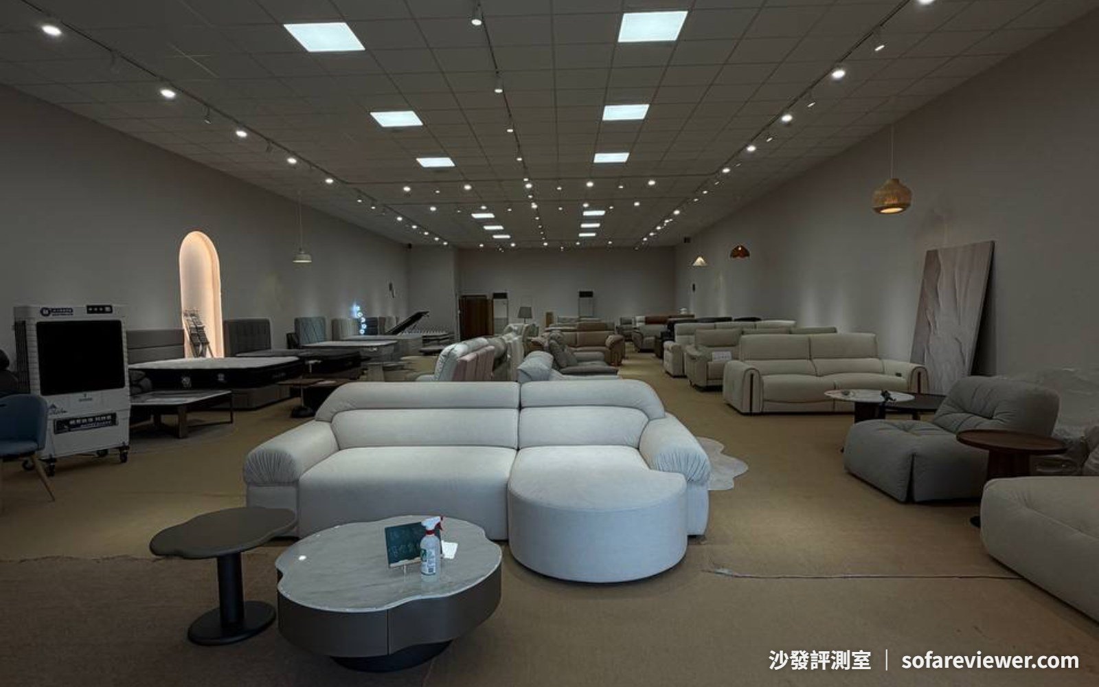 舒格登電動沙發樹林總店展場